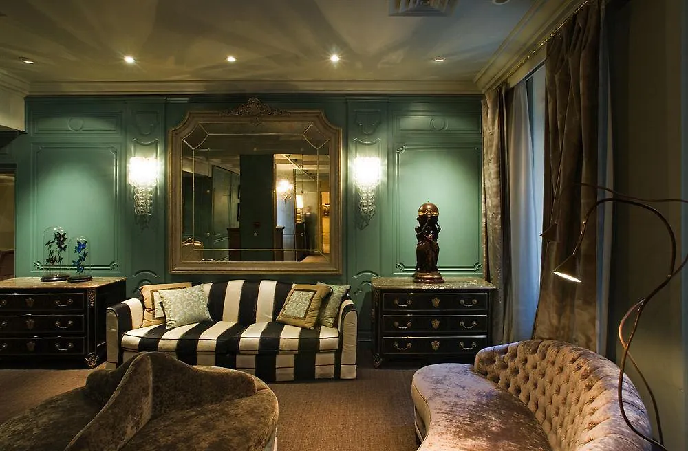 Castille - Starhotels Collezione Hotel